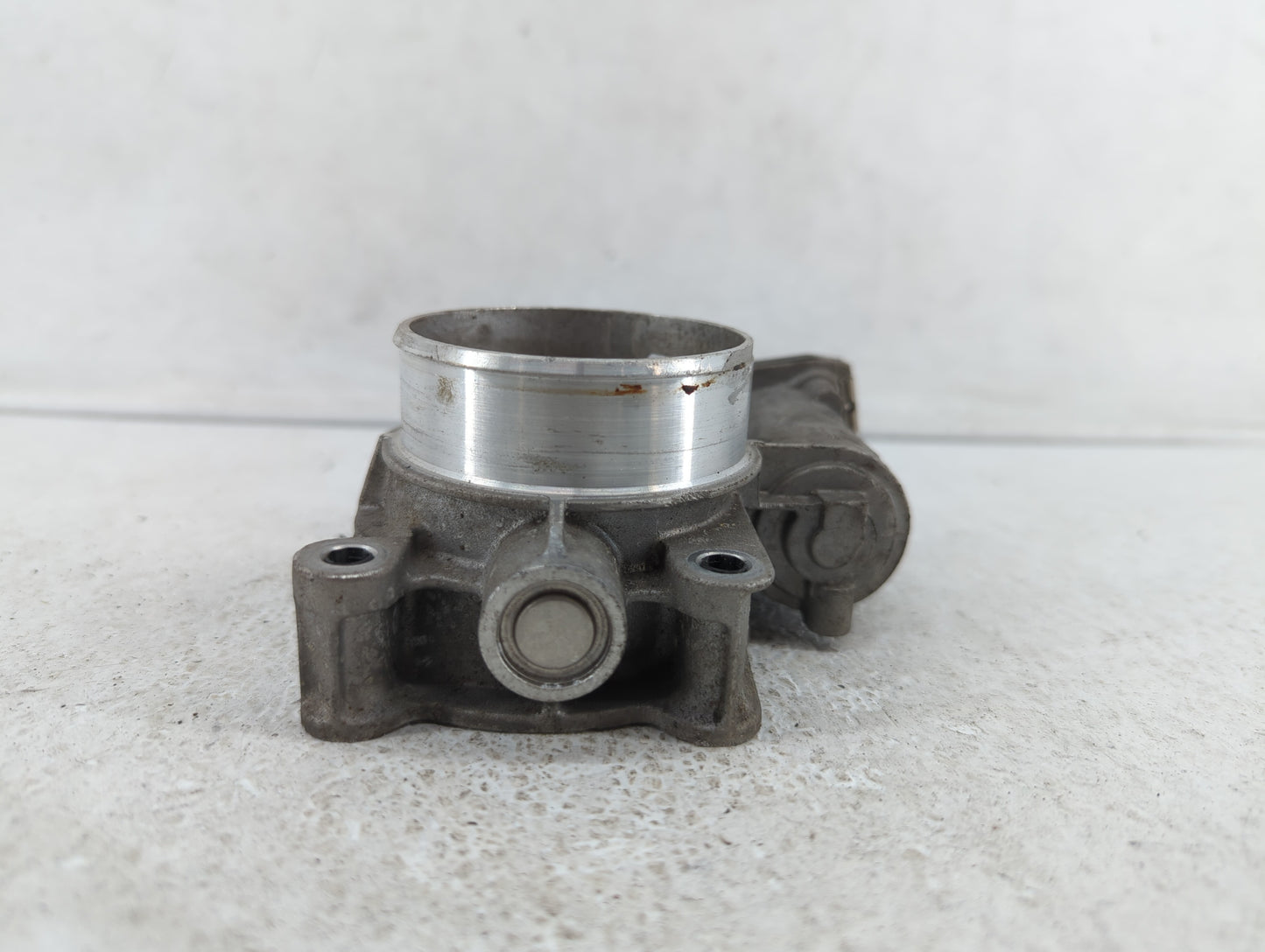 2012-2015 Buick Verano Throttle Body P/N:12627217DA 12632101CA Fits Fits 2012 2013 2014 2015 OEM Used Auto Parts - Oemusedau