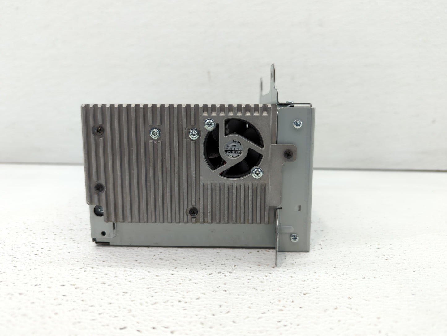 2014-2014 Buick Verano Am Fm Cd Player Radio Receiver - Oemusedautoparts1.com