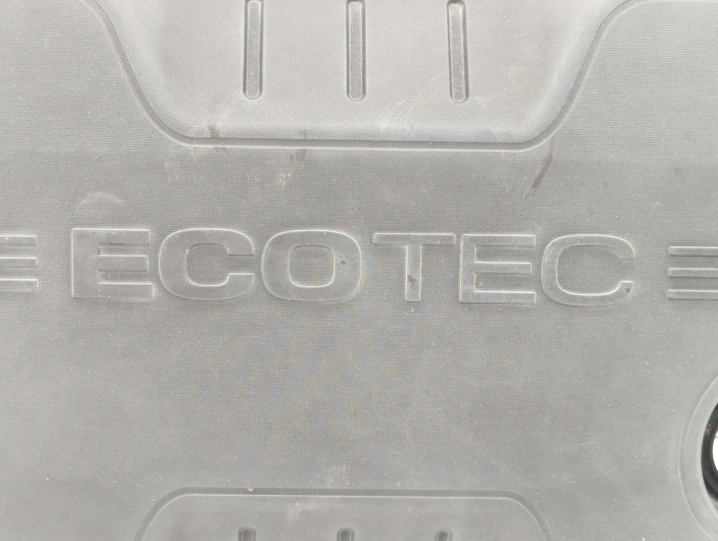 2014 Buick Verano Engine Cover - Oemusedautoparts1.com