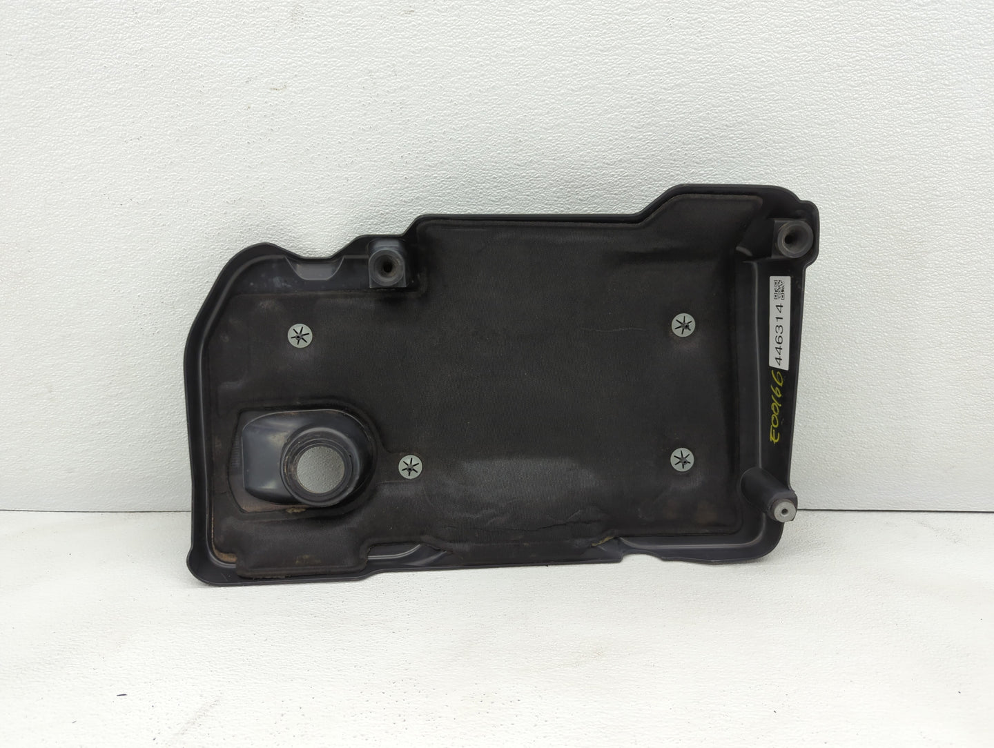 2014 Buick Verano Engine Cover - Oemusedautoparts1.com