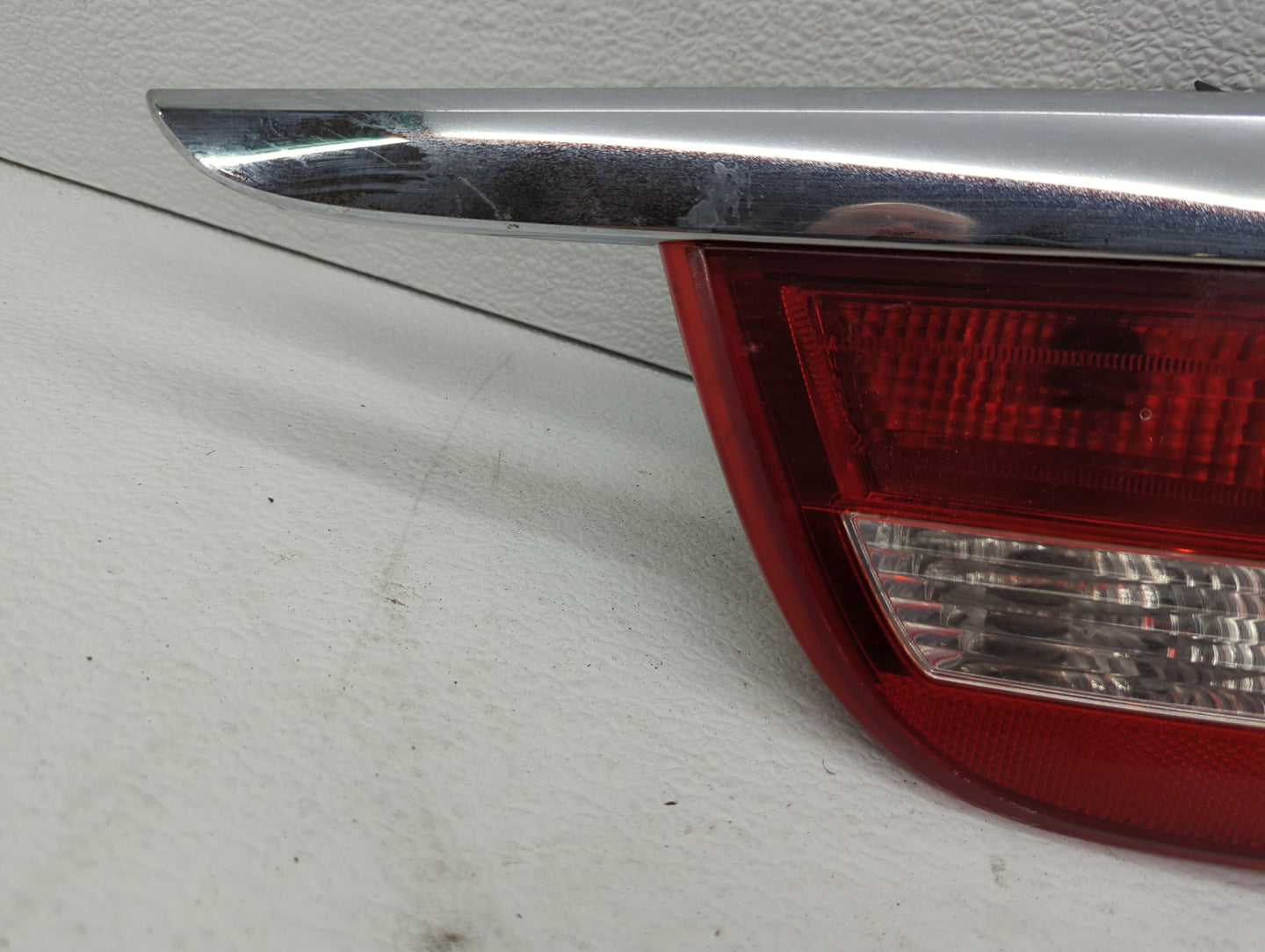 2012-2017 Buick Verano Tail Light Assembly Passenger Right OEM P/N:22985776 22879045 Fits Fits 2012 2013 2014 2015 2016 2017