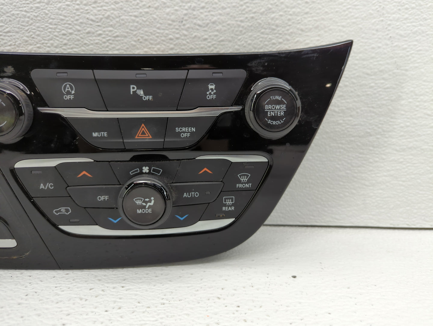 2012-2017 Buick Verano Radio AM FM Cd Player Receiver Replacement P/N:P6EV471X8AB Fits Fits 2012 2013 2014 2015 2016 2017 OE