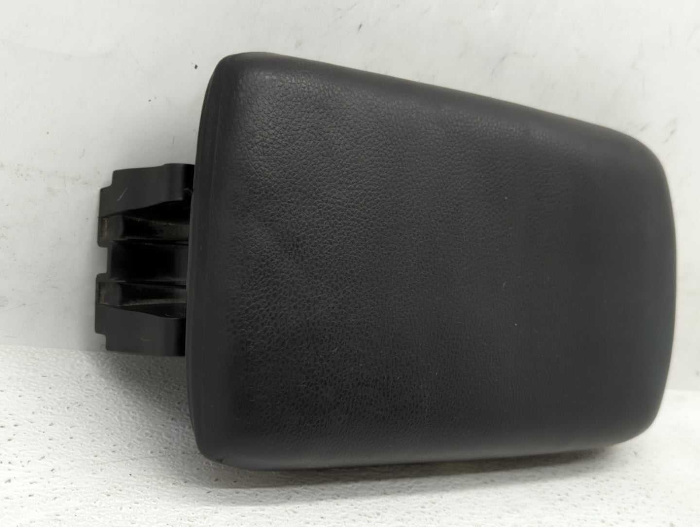 2012-2014 Buick Verano Center Console Armrest Cover Lid Black - Oemusedautoparts1.com