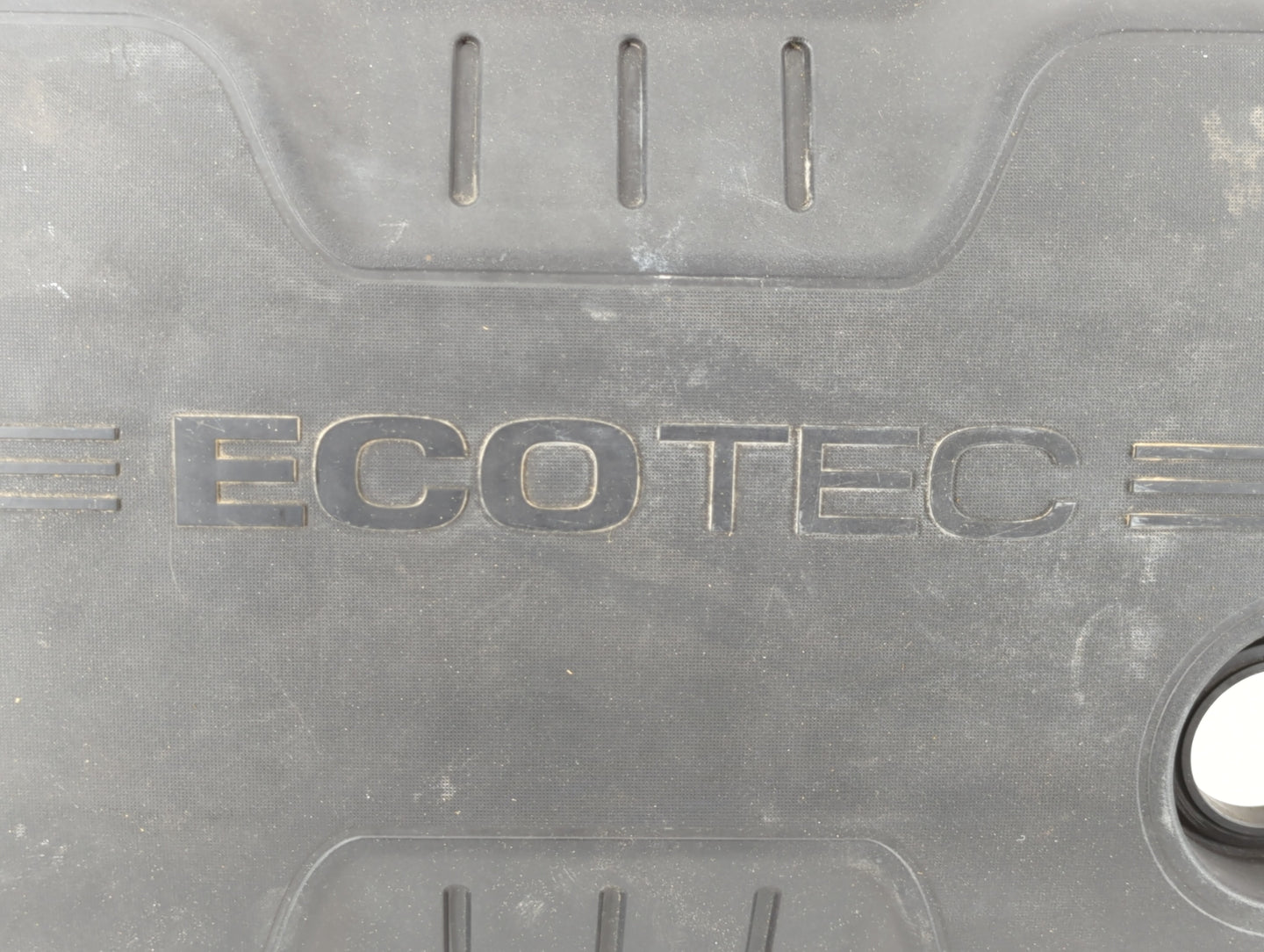 2014 Buick Verano Engine Cover - Oemusedautoparts1.com
