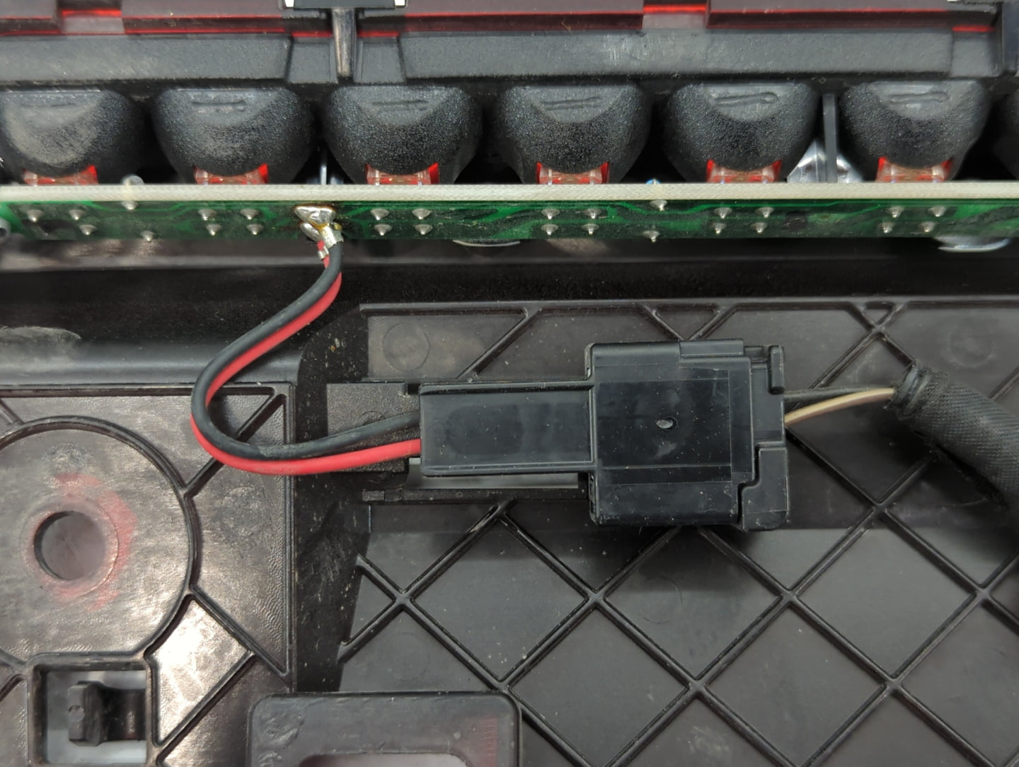 2014 Buick Verano Tail Light Assembly Driver Left OEM Fits OEM Used Auto Parts - Oemusedautoparts1.com