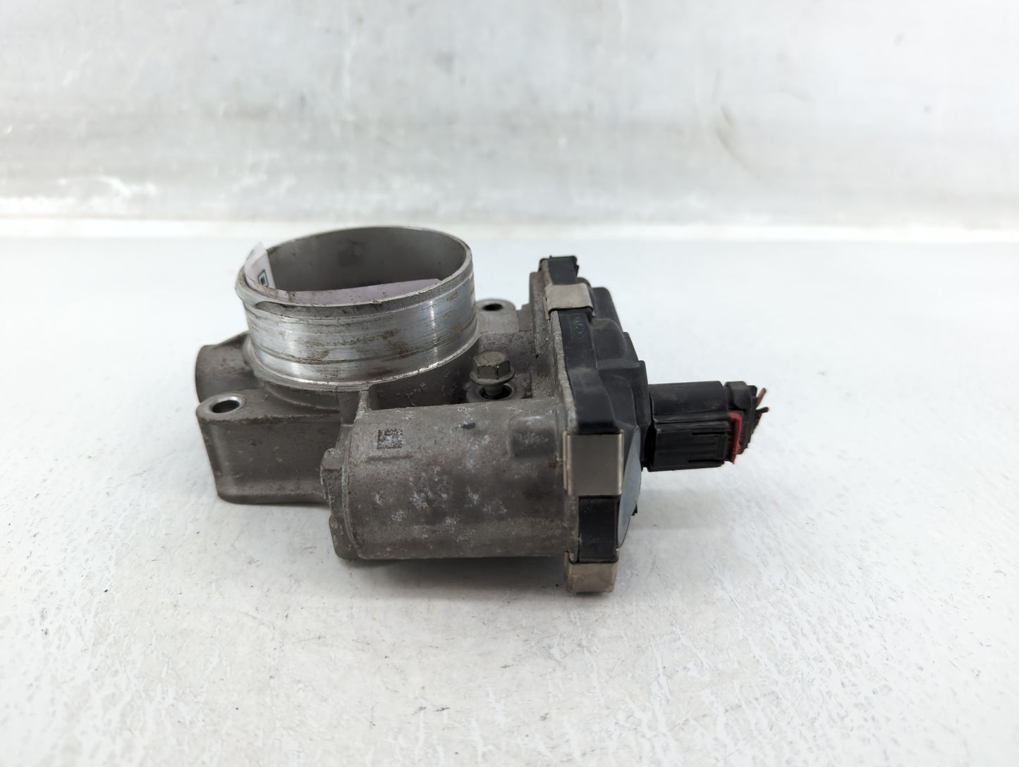 2012-2015 Buick Verano Throttle Body P/N:12632101CA Fits Fits 2012 2013 2014 2015 OEM Used Auto Parts - Oemusedautoparts1.co