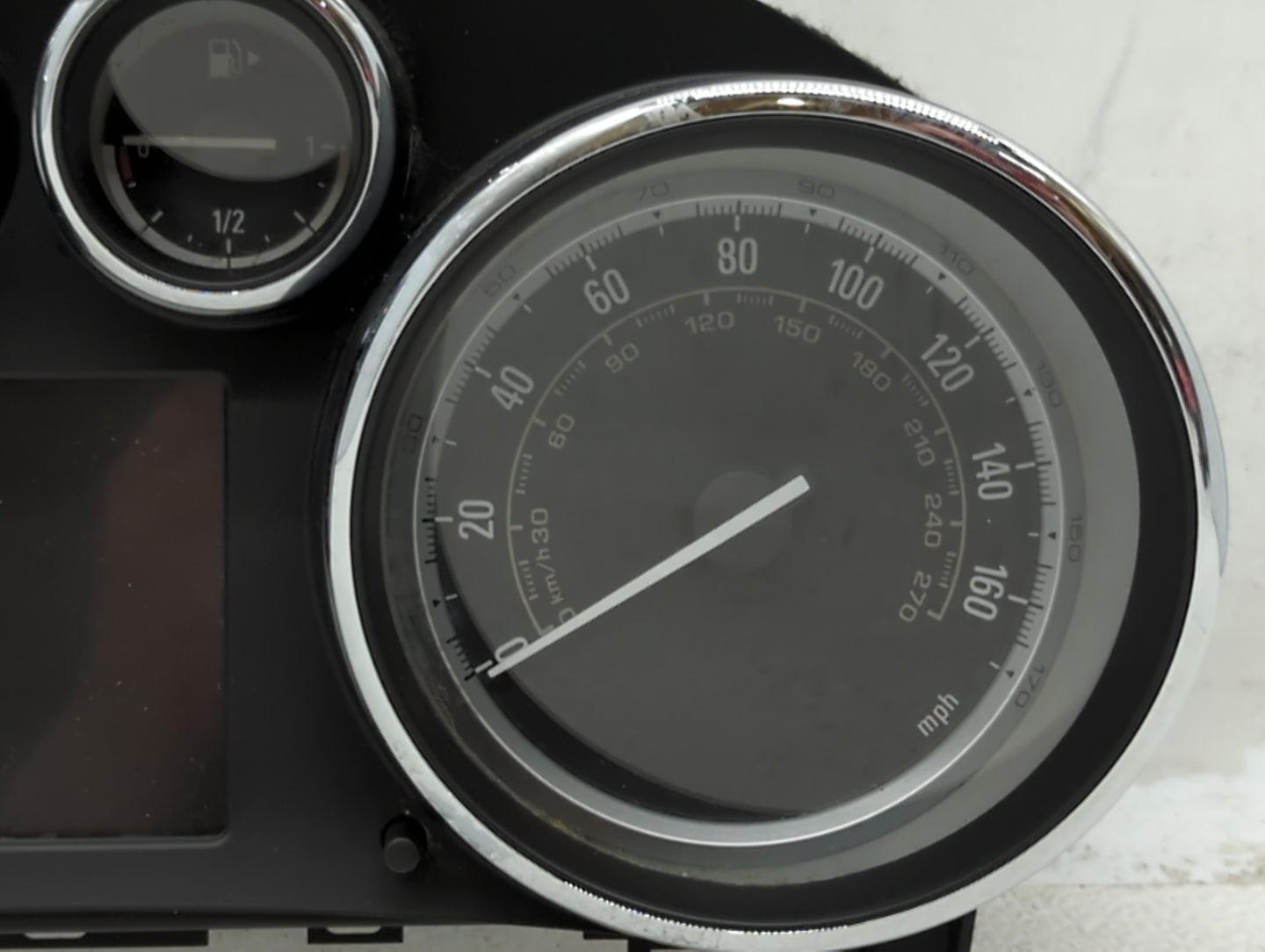 2014-2015 Buick Verano Instrument Cluster Speedometer Gauges P/N:23316331 769323-050U, 22993180 Fits Fits 2014 2015 OEM Used
