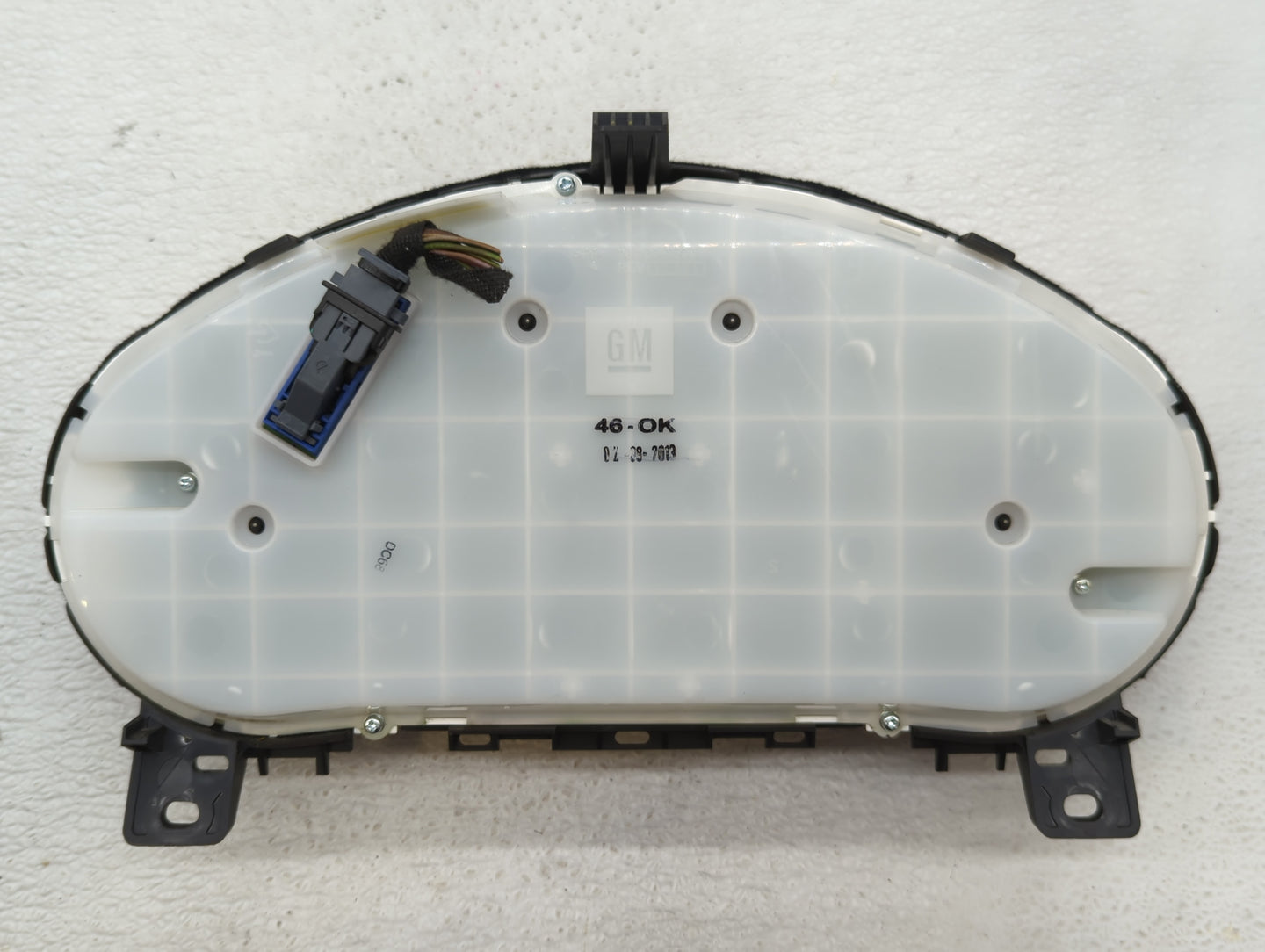 2014-2015 Buick Verano Instrument Cluster Speedometer Gauges P/N:23316331 769323-050U, 22993180 Fits Fits 2014 2015 OEM Used
