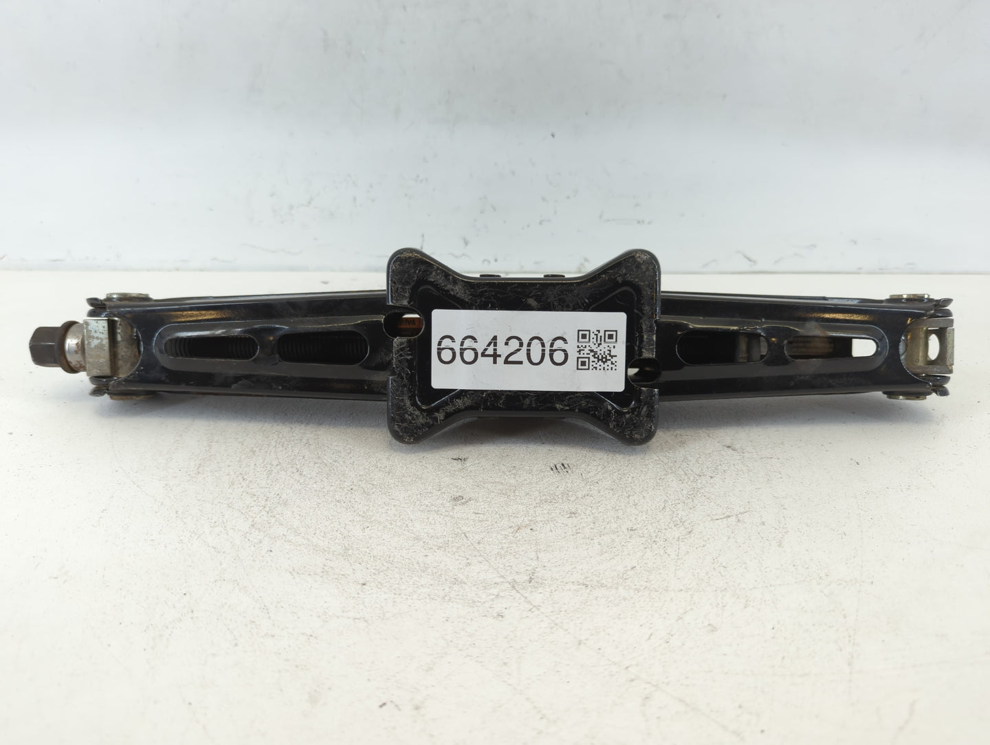 2014 Buick Verano Spare Scissor Car Jack - Oemusedautoparts1.com