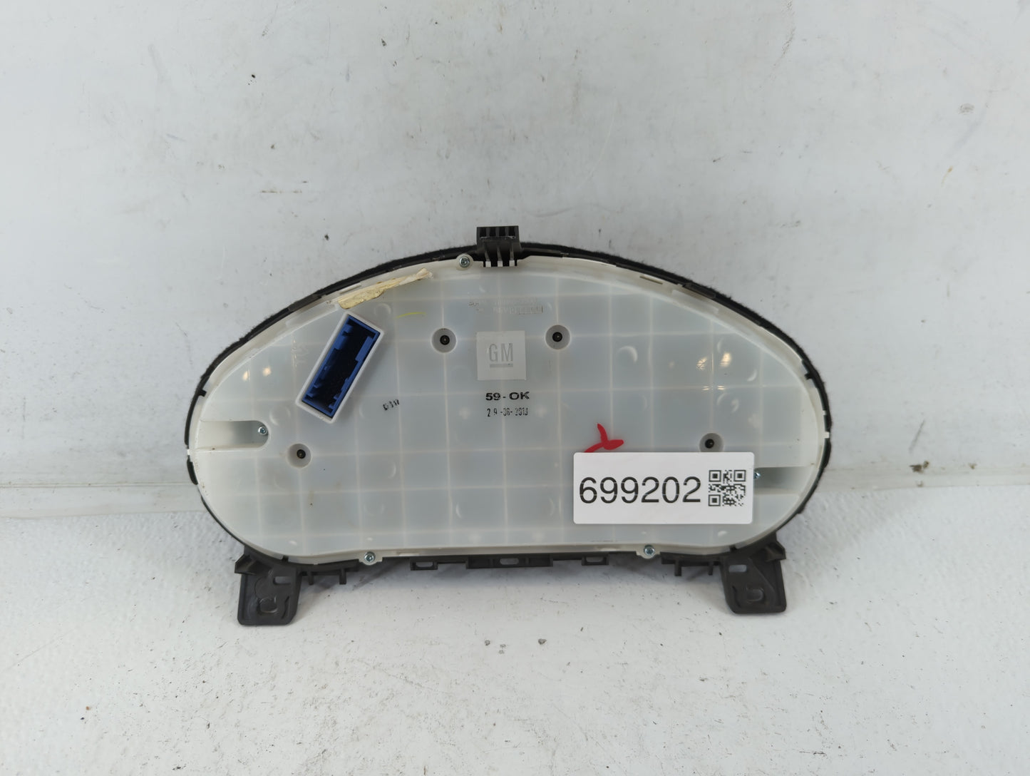 2014-2015 Buick Verano Instrument Cluster Speedometer Gauges P/N:600775881 22993180 Fits Fits 2014 2015 OEM Used Auto Parts 