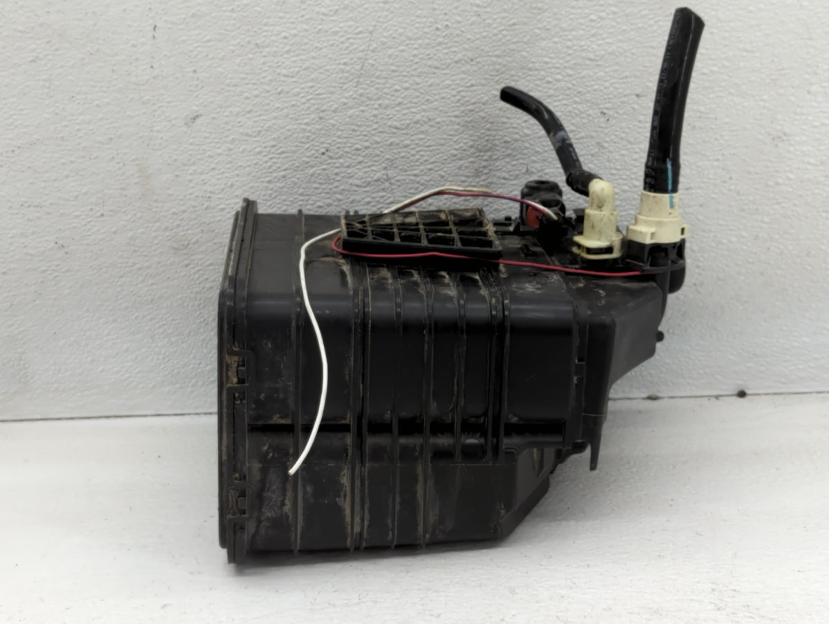 2014 Buick Verano Fuel Vapor Charcoal Canister 706949 - Oemusedautoparts1.com