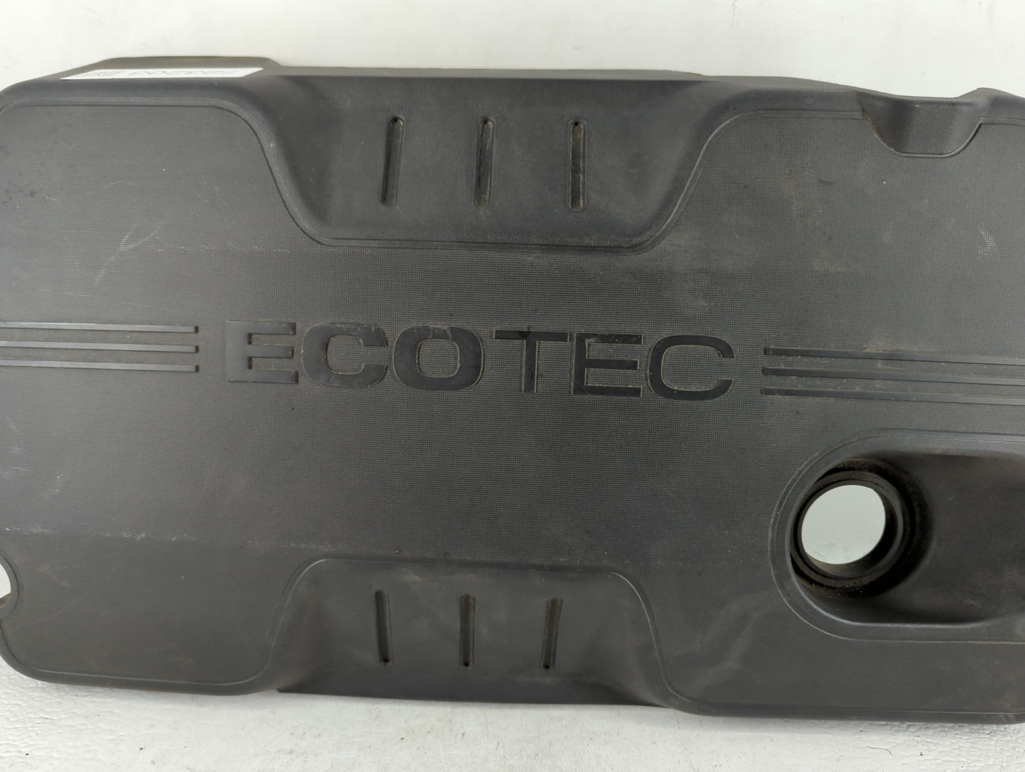 2014 Buick Verano Engine Cover - Oemusedautoparts1.com