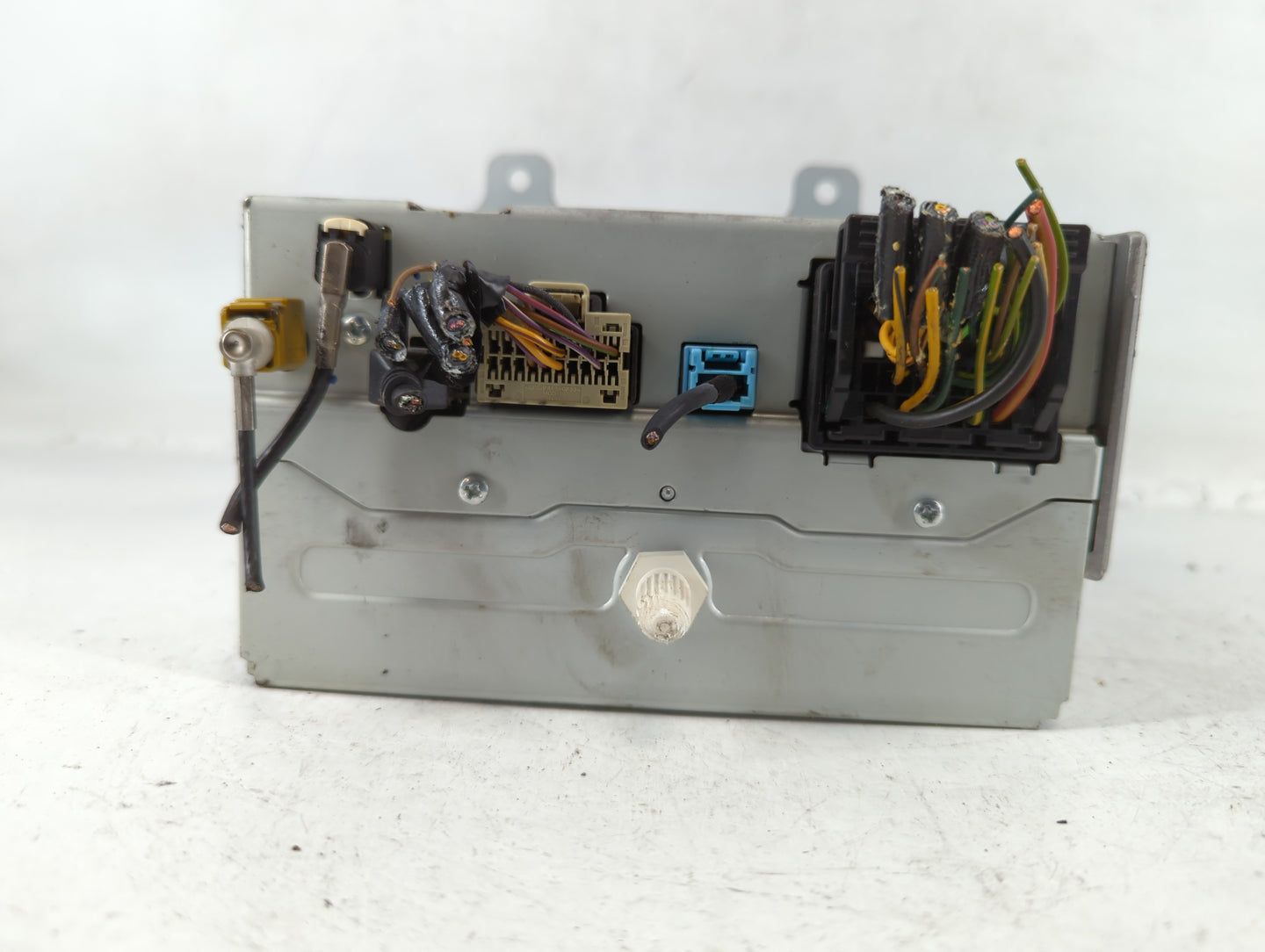 2014-2014 Buick Verano Am Fm Cd Player Radio Receiver - Oemusedautoparts1.com