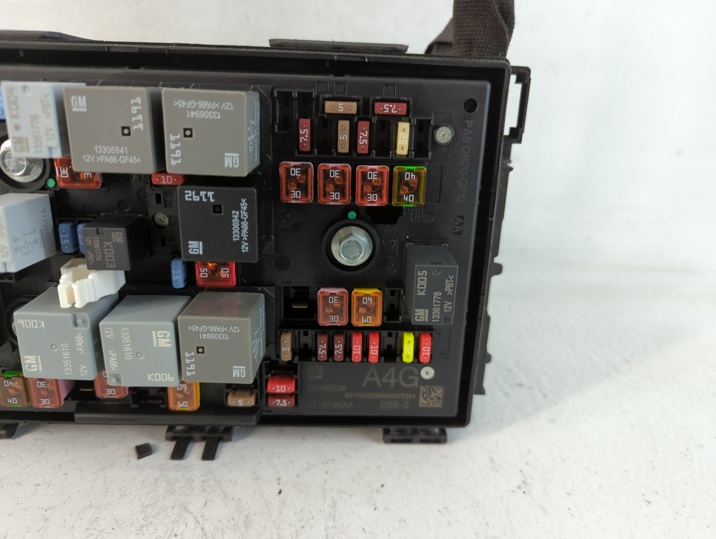 2013-2016 Buick Verano Fusebox Fuse Box Panel Relay Module P/N:1110193AA 22938539 Fits Fits 2013 2014 2015 2016 OEM Used Aut