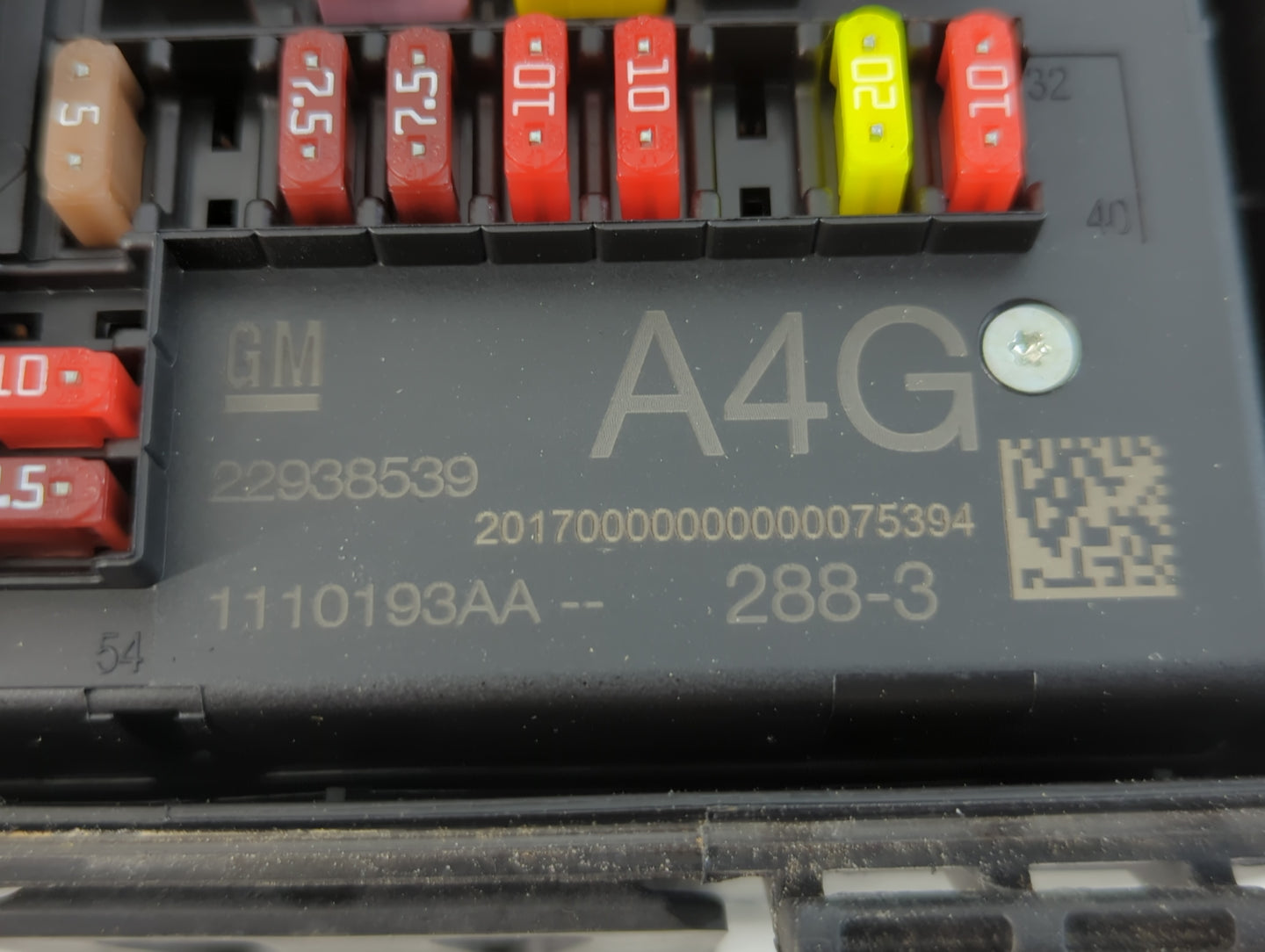 2013-2016 Buick Verano Fusebox Fuse Box Panel Relay Module P/N:1110193AA 22938539 Fits Fits 2013 2014 2015 2016 OEM Used Aut