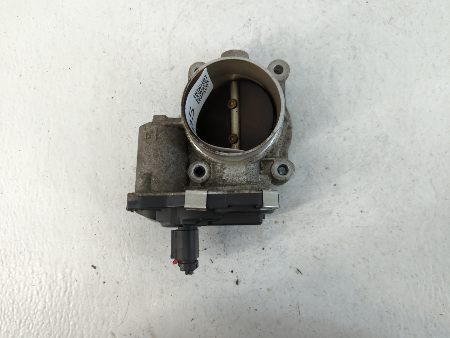 2012-2015 Buick Verano Throttle Body P/N:12632101CA Fits Fits 2012 2013 2014 2015 OEM Used Auto Parts - Oemusedautoparts1.co