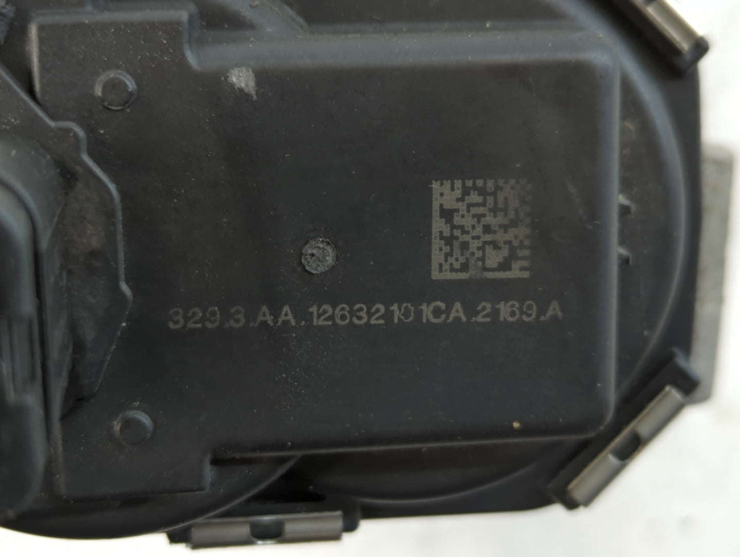 2012-2015 Buick Verano Throttle Body P/N:12632101CA Fits Fits 2012 2013 2014 2015 OEM Used Auto Parts - Oemusedautoparts1.co