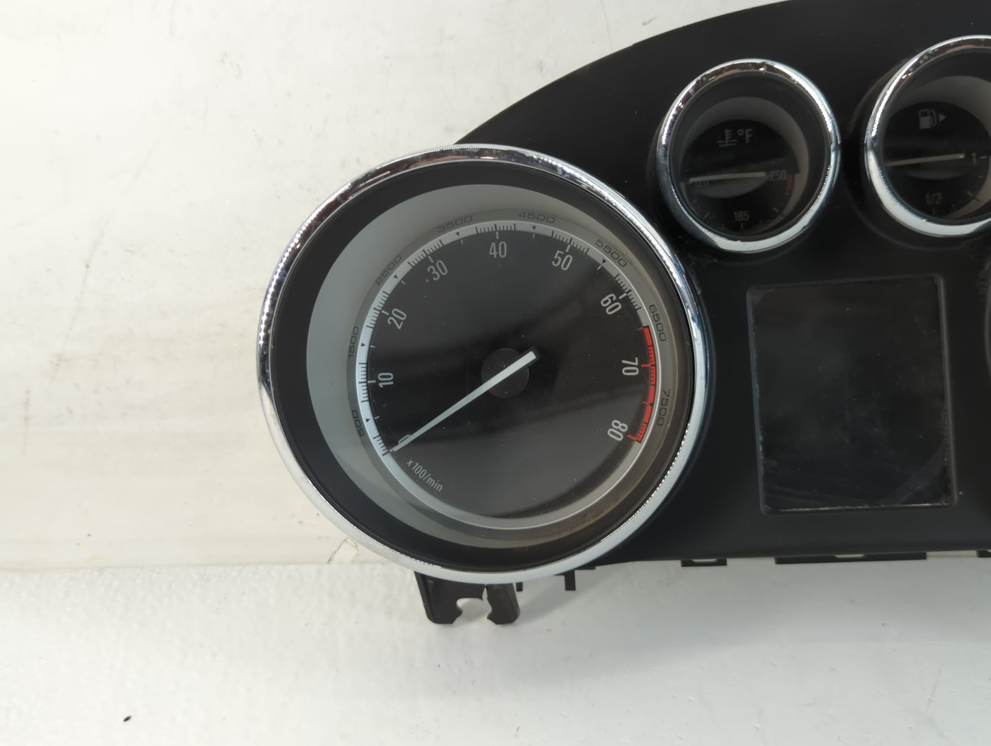 2014-2015 Buick Verano Instrument Cluster Speedometer Gauges P/N:22993180 Fits Fits 2014 2015 OEM Used Auto Parts - Oemuseda