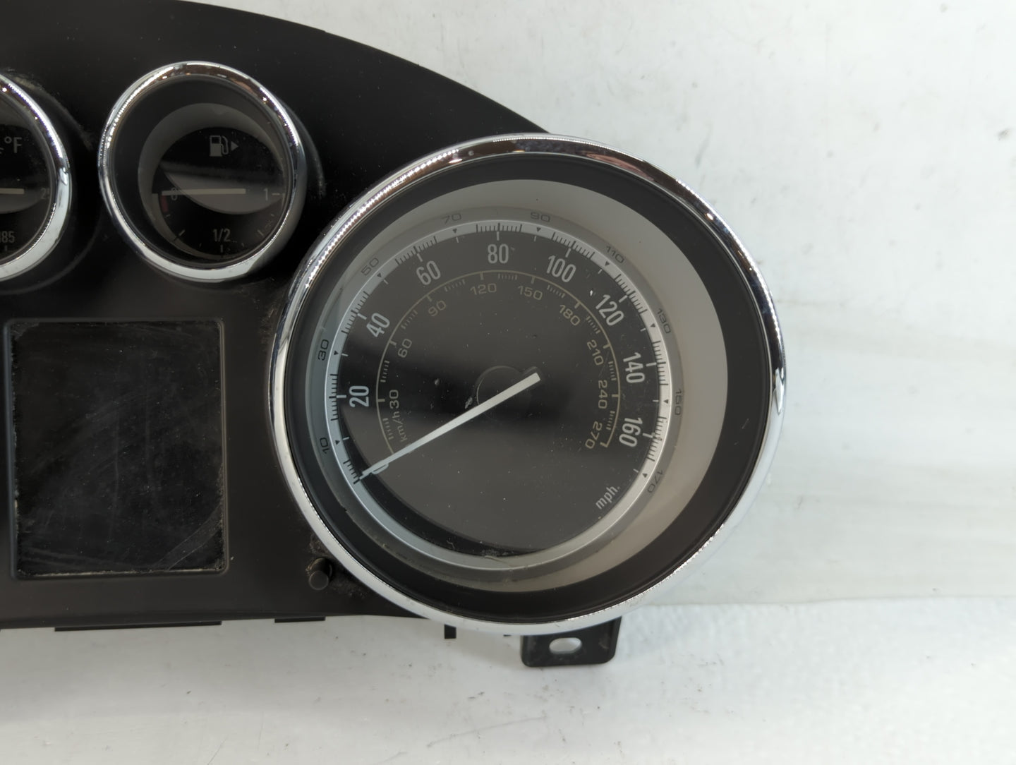 2014-2015 Buick Verano Instrument Cluster Speedometer Gauges P/N:22993180 Fits Fits 2014 2015 OEM Used Auto Parts - Oemuseda
