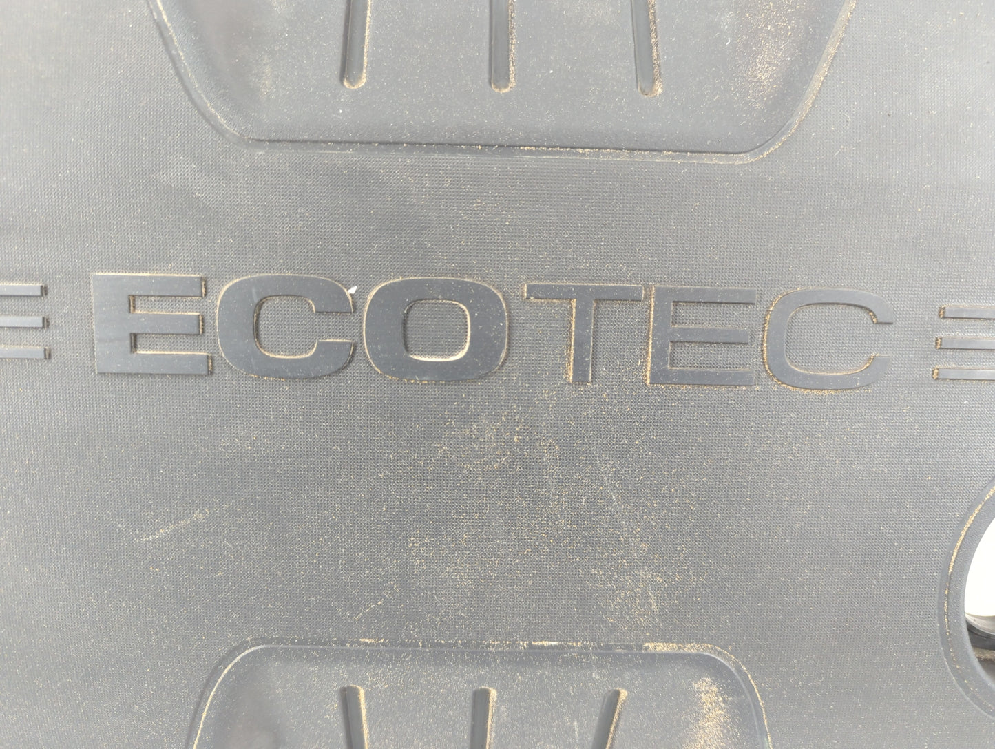 2014 Buick Verano Engine Cover - Oemusedautoparts1.com