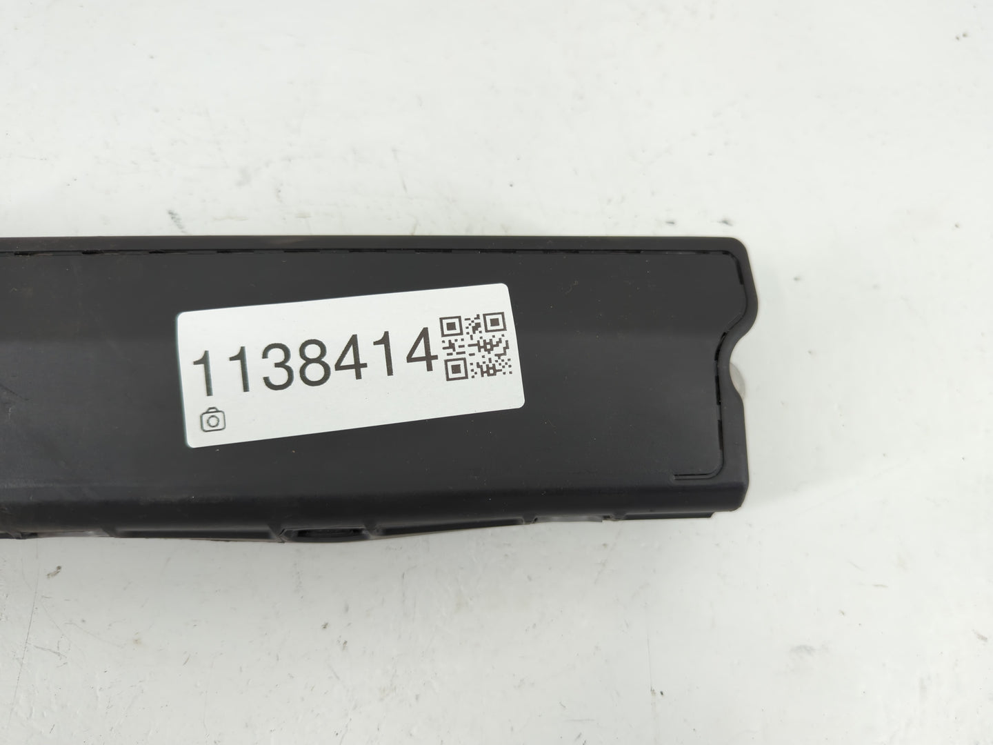 2013-2014 Cadillac Ats Air Bag Driver Left Knee OEM P/N:23192140 Fits Fits 2013 2014 OEM Used Auto Parts - Oemusedautoparts1