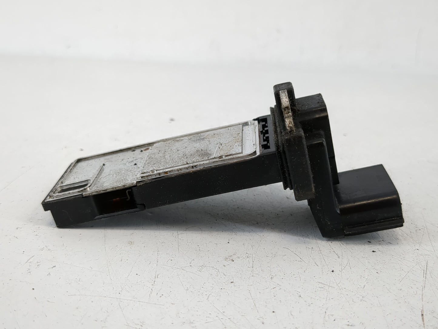 2013-2018 Cadillac Ats Mass Air Flow Meter Maf - Oemusedautoparts1.com