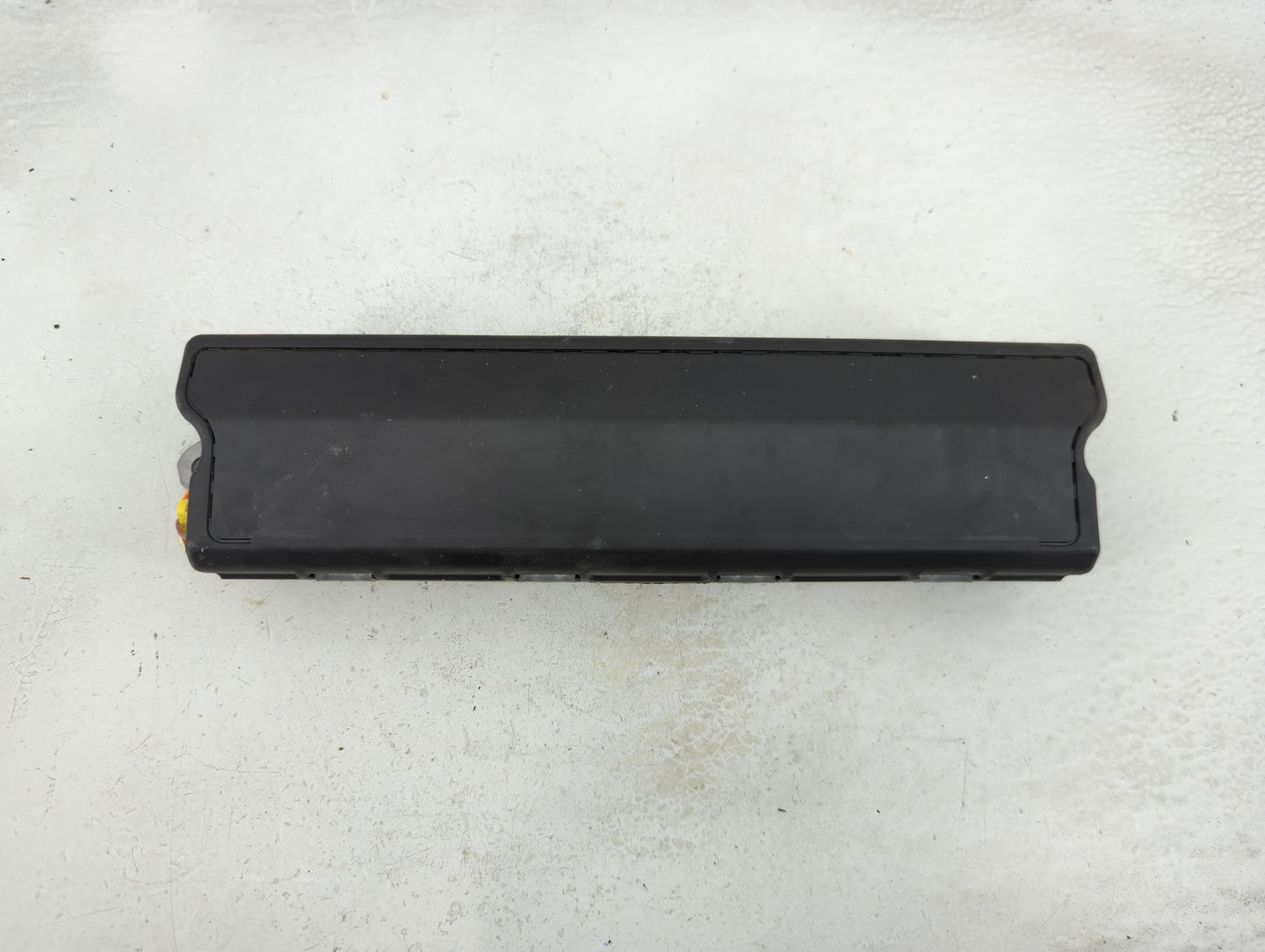 2014 Cadillac Ats Air Bag Passenger Right Knee OEM P/N:22909876 Fits OEM Used Auto Parts - Oemusedautoparts1.com