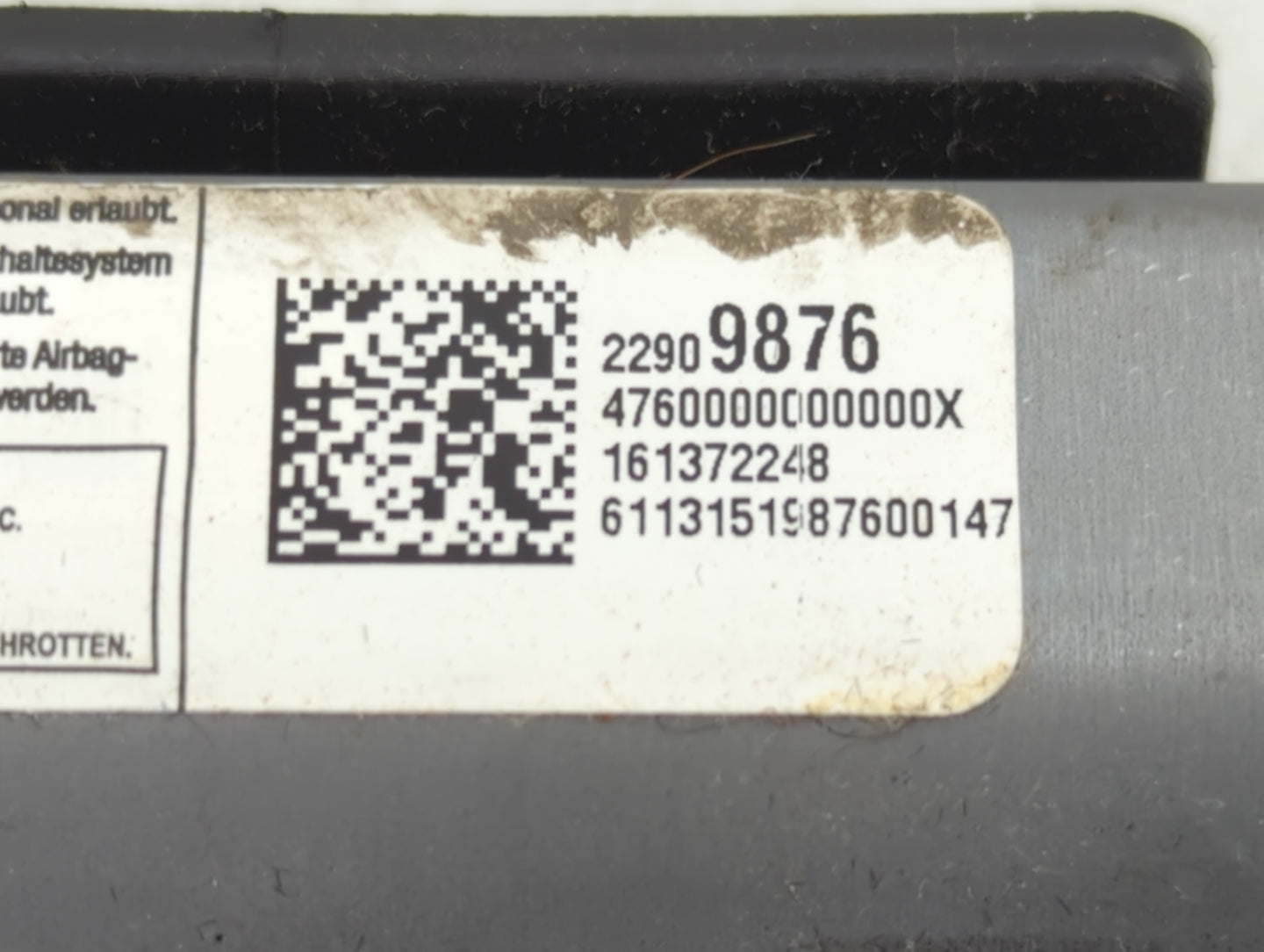 2014 Cadillac Ats Air Bag Passenger Right Knee OEM P/N:22909876 Fits OEM Used Auto Parts - Oemusedautoparts1.com