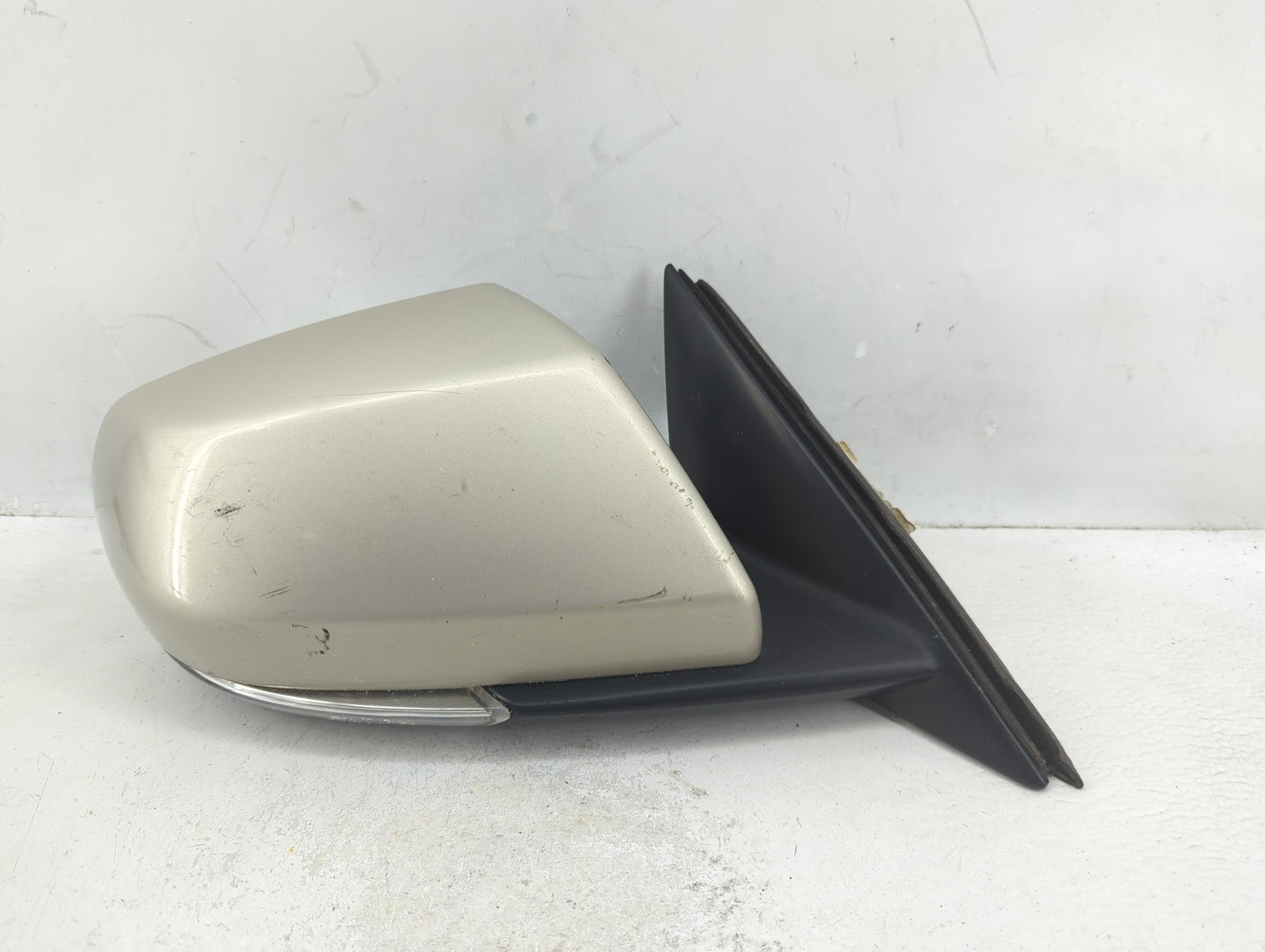 2014-2018 Cadillac Ats Passenger Side View Mirror - Right Door Mirror OEM Used - Oemusedautoparts1.com