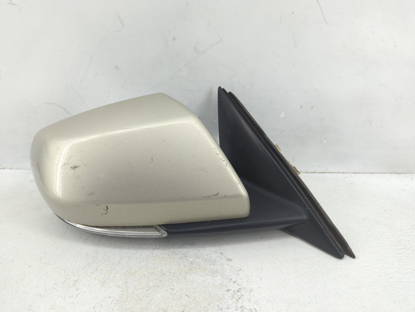 2014-2018 Cadillac Ats Passenger Side View Mirror - Right Door Mirror OEM Used - Oemusedautoparts1.com