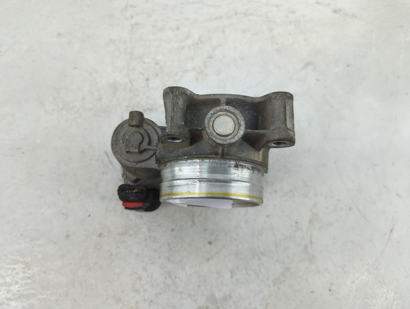 2013-2018 Cadillac Ats Throttle Body P/N:12627067DA Fits Fits 2013 2014 2015 2016 2017 2018 2019 2020 2021 OEM Used Auto Par