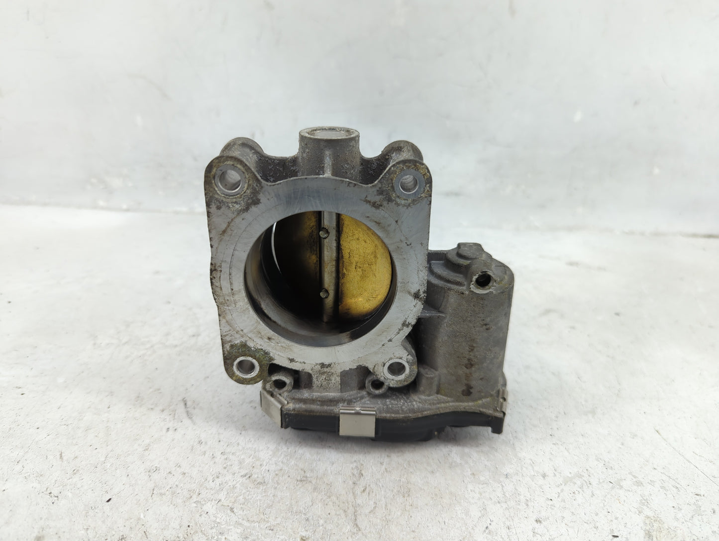 2013-2018 Cadillac Ats Throttle Body P/N:12627067DA Fits Fits 2013 2014 2015 2016 2017 2018 2019 2020 2021 OEM Used Auto Par