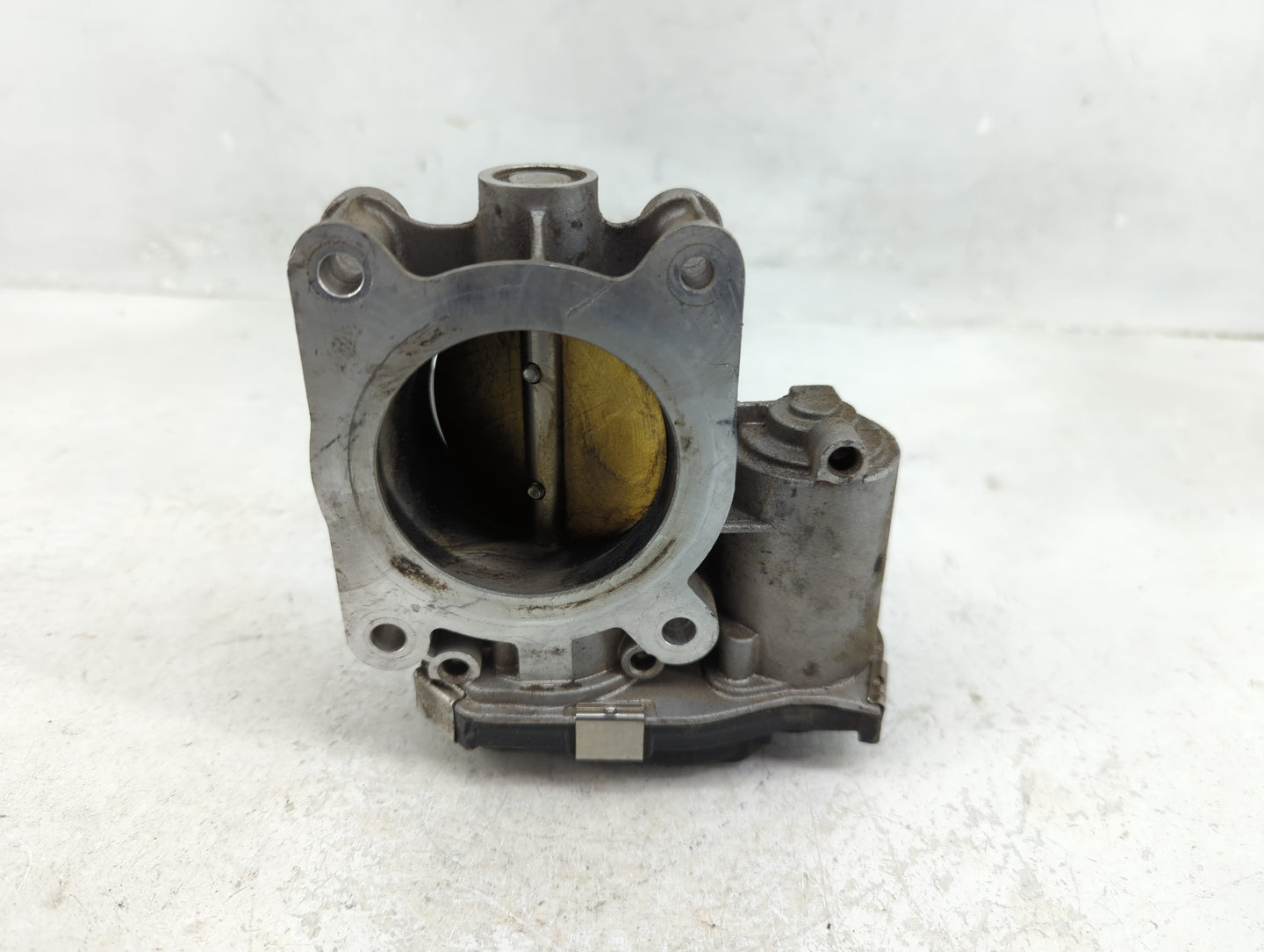 2013-2018 Cadillac Ats Throttle Body P/N:12627067DA Fits Fits 2013 2014 2015 2016 2017 2018 2019 2020 2021 OEM Used Auto Par