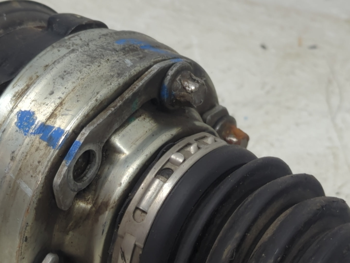 2014-2018 Cadillac Ats Axle Shaft Rear Passenger Cv C/v - Oemusedautoparts1.com