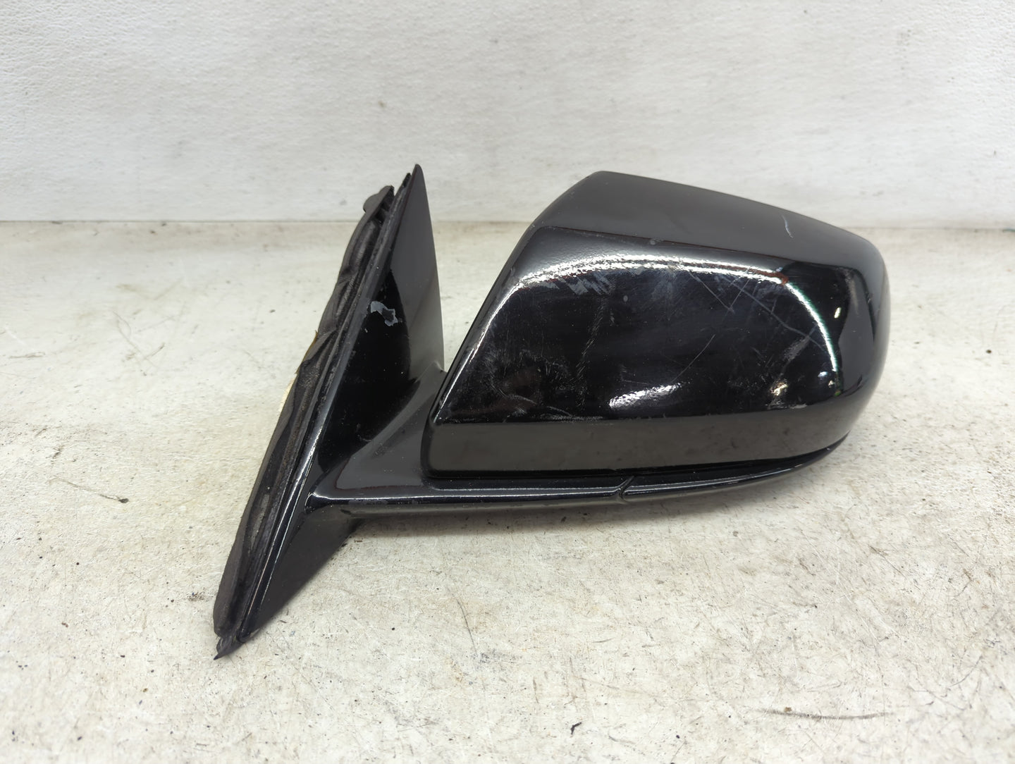 2014-2018 Cadillac Ats Driver Side View Mirror - Left Door Mirror OEM Used - Oemusedautoparts1.com