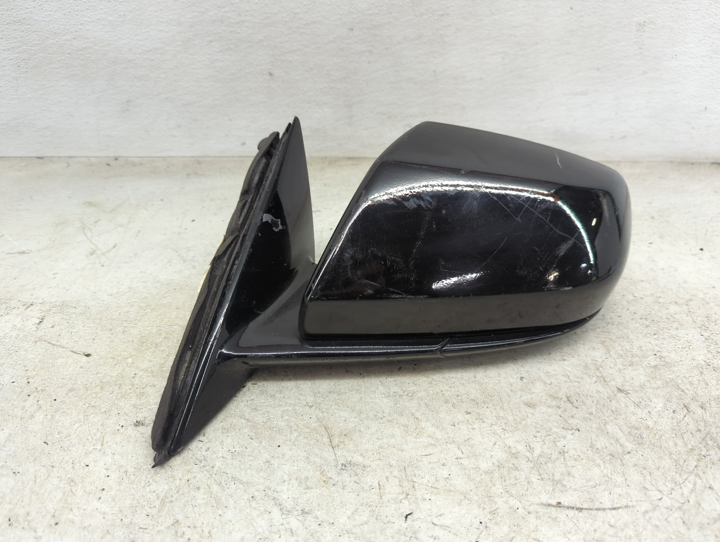 2014-2018 Cadillac Ats Driver Side View Mirror - Left Door Mirror OEM Used - Oemusedautoparts1.com