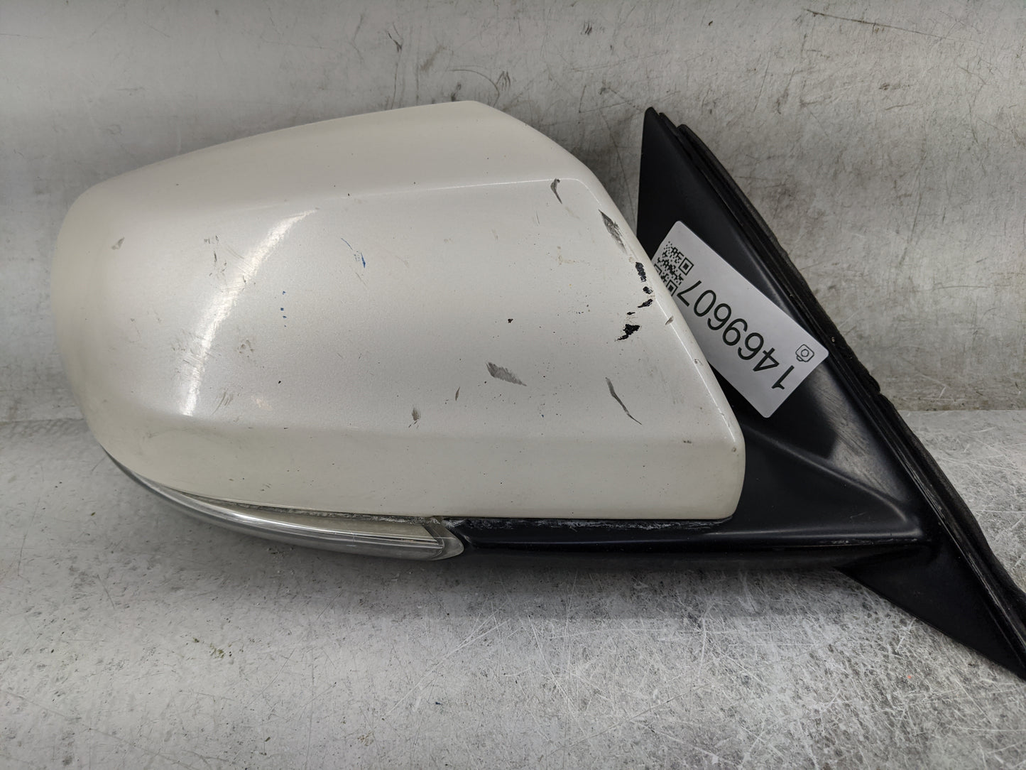2014-2018 Cadillac Ats Passenger Side View Mirror - Right Door Mirror OEM Used - Oemusedautoparts1.com