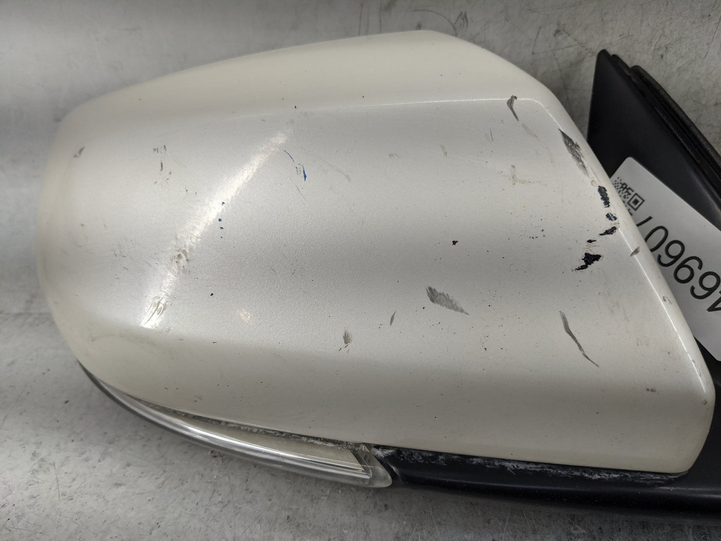 2014-2018 Cadillac Ats Passenger Side View Mirror - Right Door Mirror OEM Used - Oemusedautoparts1.com