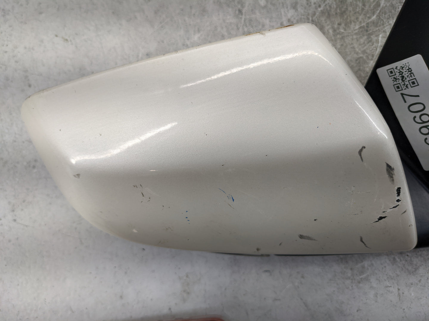 2014-2018 Cadillac Ats Passenger Side View Mirror - Right Door Mirror OEM Used - Oemusedautoparts1.com