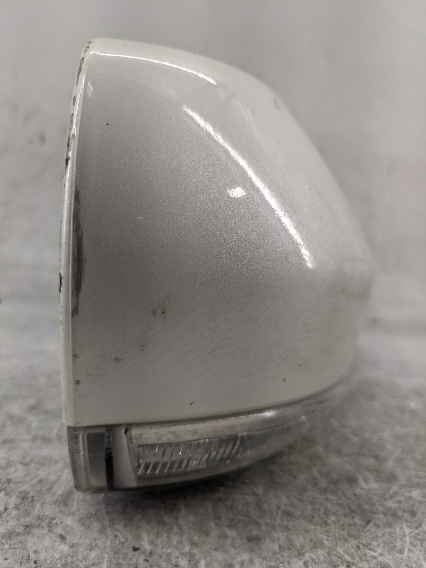 2014-2018 Cadillac Ats Passenger Side View Mirror - Right Door Mirror OEM Used - Oemusedautoparts1.com