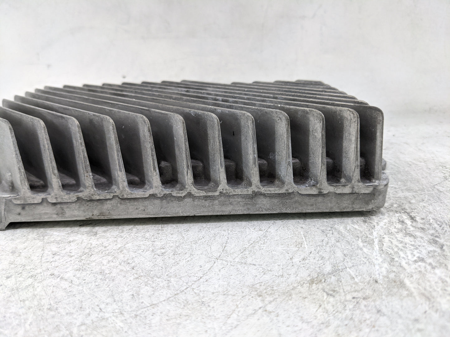 2014-2015 Cadillac Ats Radio Speaker Amplifier - Oemusedautoparts1.com