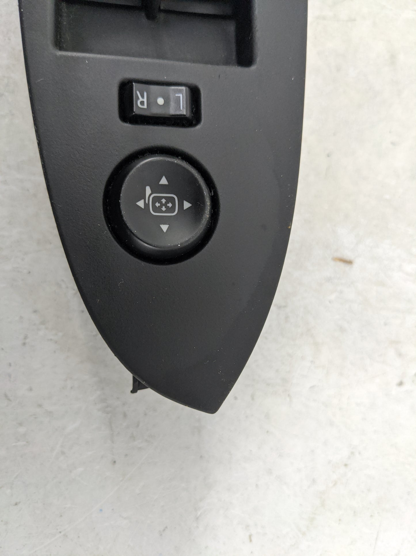 2014 Cadillac Ats Master Power Window Switch Replacement Driver Side Left P/N:23174989 Fits OEM Used Auto Parts - Oemusedaut