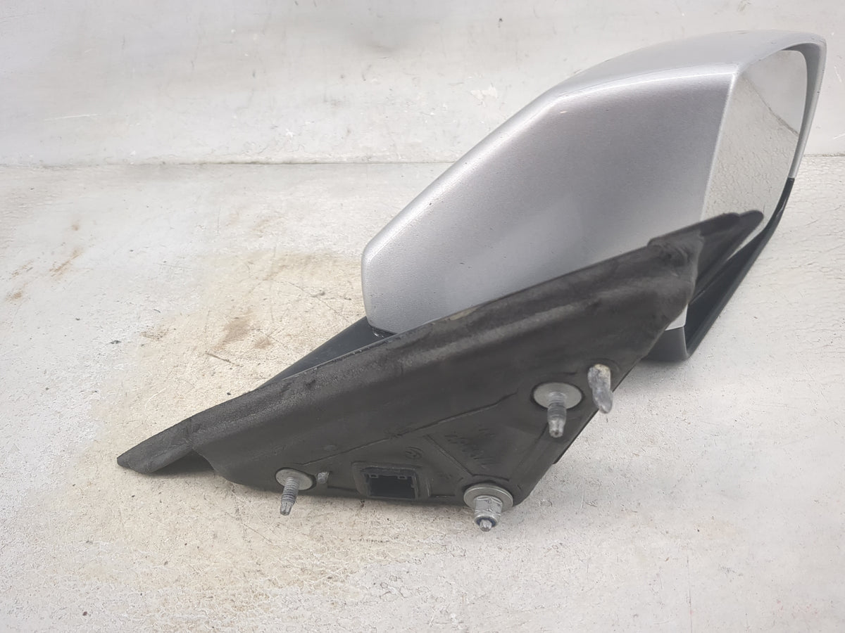 2014-2018 Cadillac Ats Passenger Side View Mirror - Right Door Mirror OEM Used - Oemusedautoparts1.com