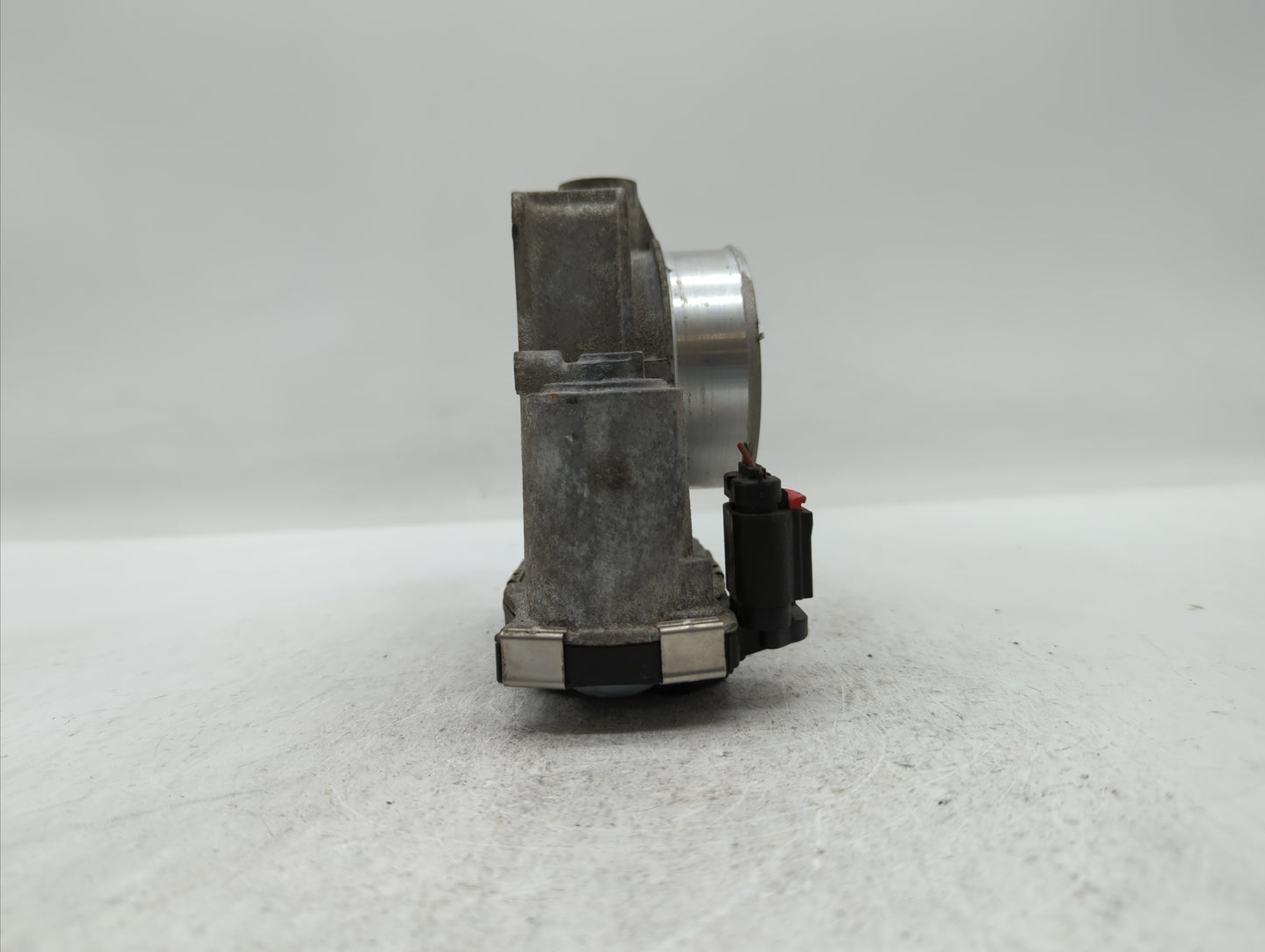 2013-2015 Cadillac Ats Throttle Body P/N:12627217DA 12669073DA Fits Fits 2013 2014 2015 2017 2018 OEM Used Auto Parts - Oemu