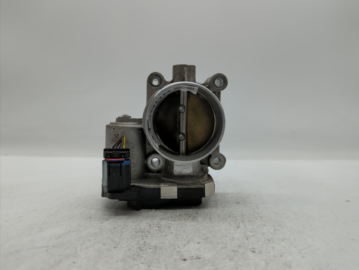 2013-2015 Cadillac Ats Throttle Body P/N:12627217DA 12669073DA Fits Fits 2013 2014 2015 2017 2018 OEM Used Auto Parts - Oemu