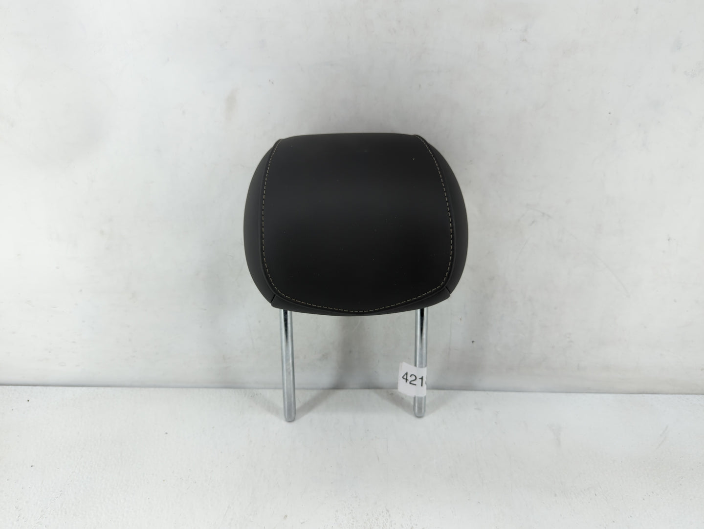 2014-2014 Cadillac Ats Headrest Head Rest Rear Seat Black - Oemusedautoparts1.com