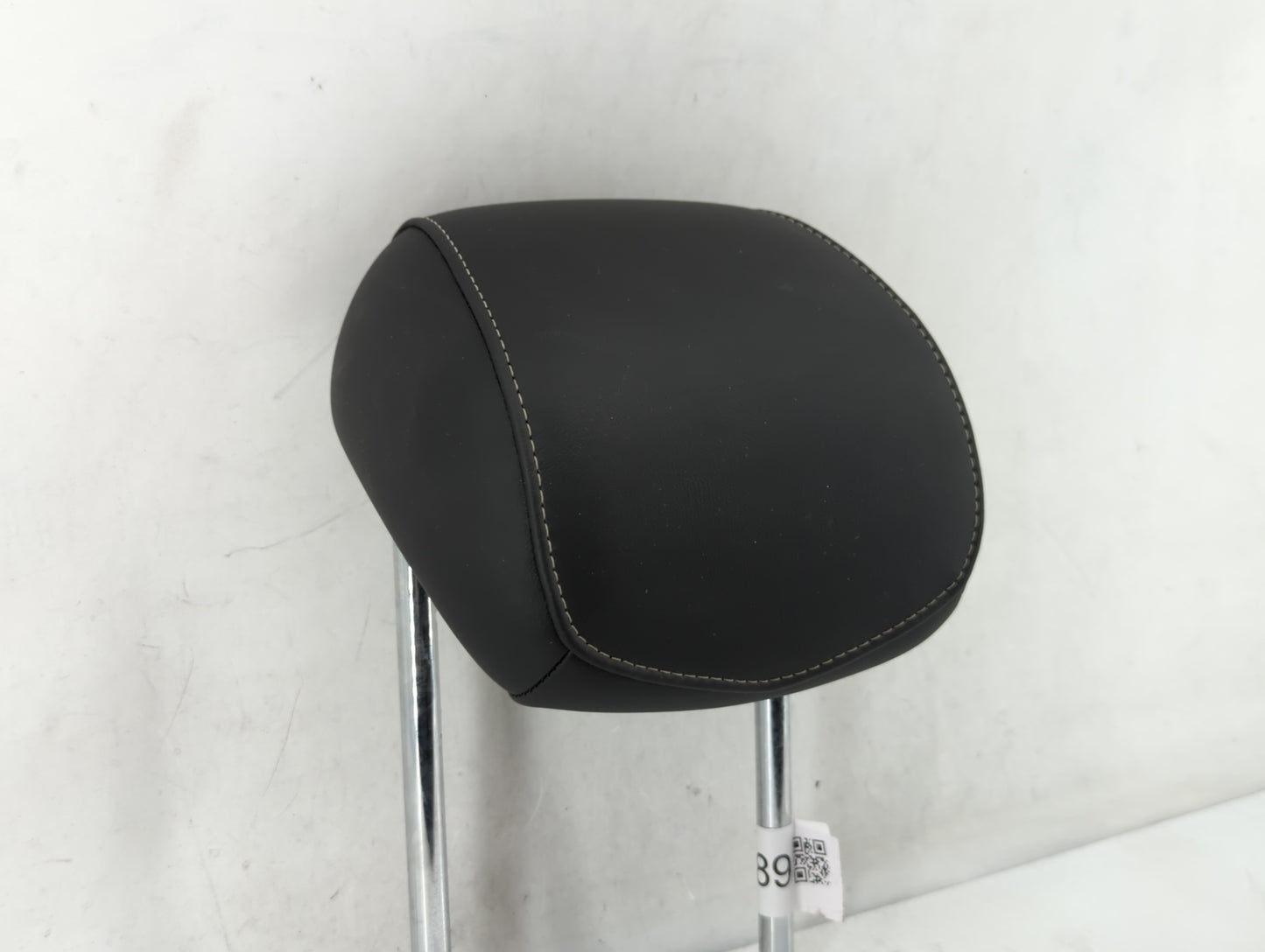 2014-2014 Cadillac Ats Headrest Head Rest Rear Seat Black - Oemusedautoparts1.com
