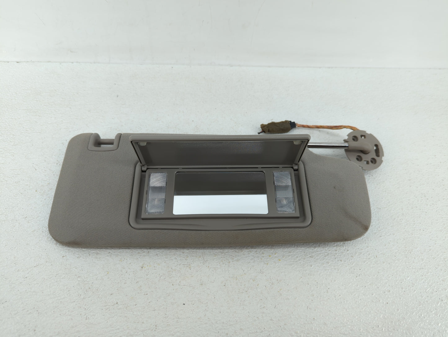 2014-2018 Cadillac Ats Sun Visor Shade Replacement Passenger Right Mirror Fits Fits 2014 2015 2016 2017 2018 2019 OEM Used A