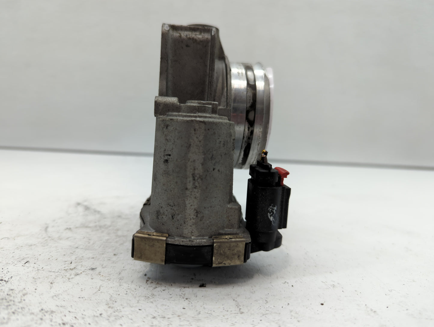 2013-2015 Cadillac Ats Throttle Body P/N:12627217DA Fits Fits 2013 2014 2015 2017 2018 2019 2020 OEM Used Auto Parts - Oemus