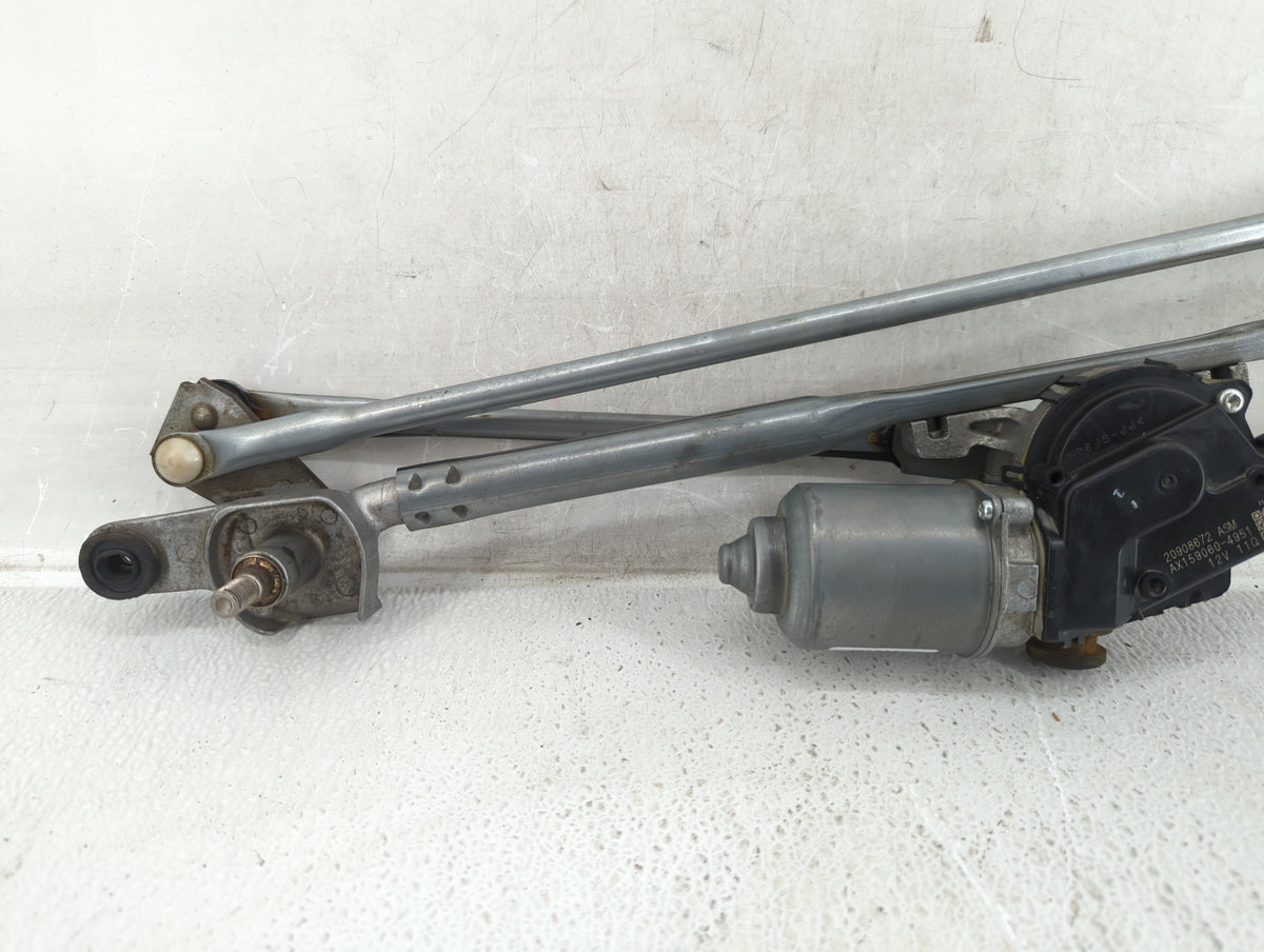 2013-2018 Cadillac Ats Front Windshield Wiper Motor P/N:20908672 Fits Fits 2013 2014 2015 2016 2017 2018 2020 OEM Used Auto 